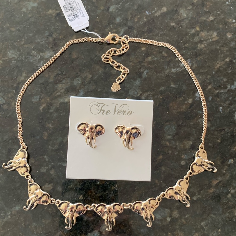 Tre Vero Elephant Necklace with matching Earrings